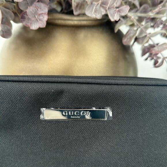 Gucci beauty cosmetics bag - Picture 2 of 5